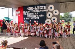 Jubileusz 100-lecia Szkoły Podstawowej im. H. Sienkiewicza w Mniszowie