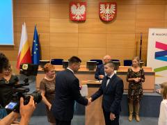 Uczeń Szkoły Podstawowej w Mniszowie - Nikodem Szydłowski po raz drugi zdobywcą stypendium naukowego